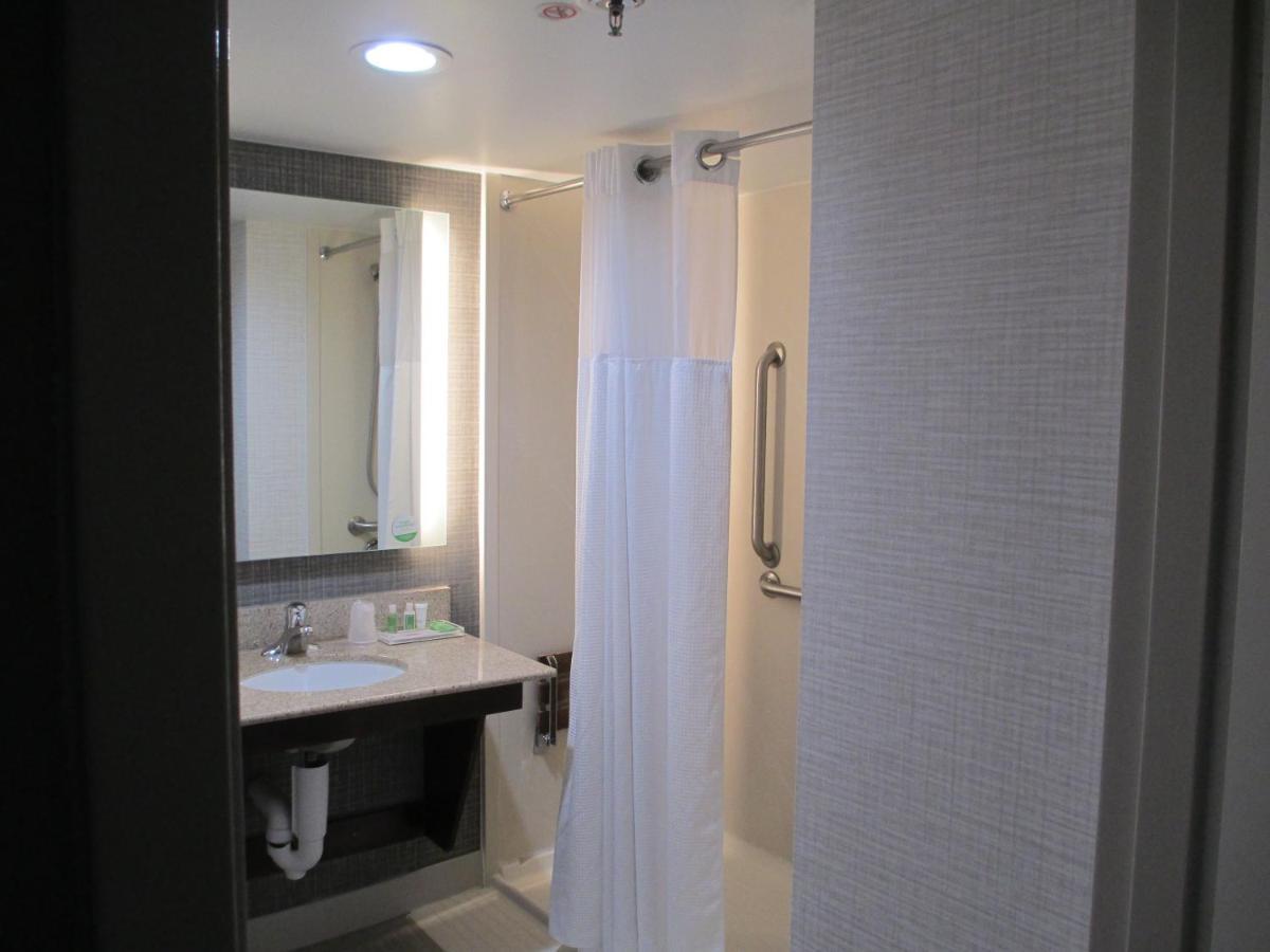 Holiday Inn Huntsville - Research Park By Ihg Luaran gambar